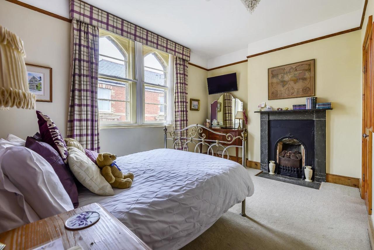 Roscrea Bed & Breakfast Bodmin Extérieur photo