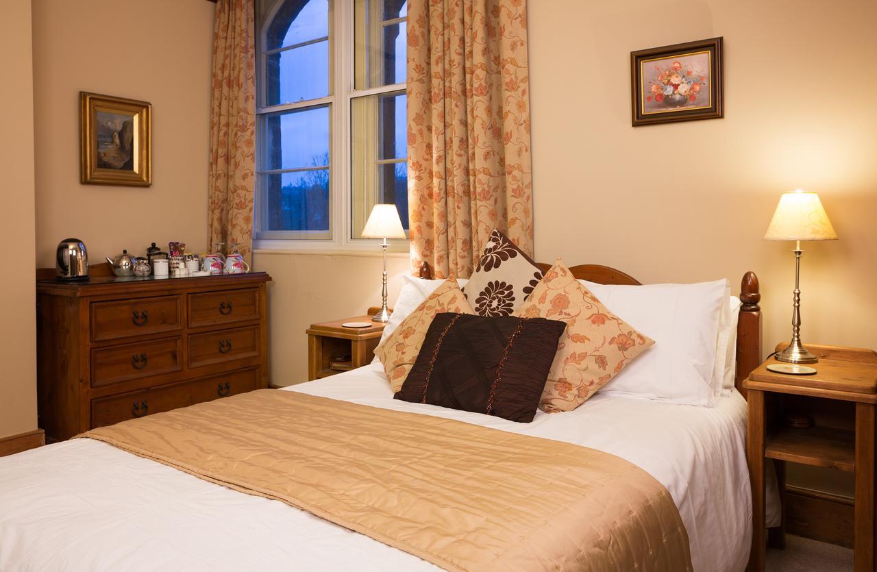 Roscrea Bed & Breakfast Bodmin Extérieur photo